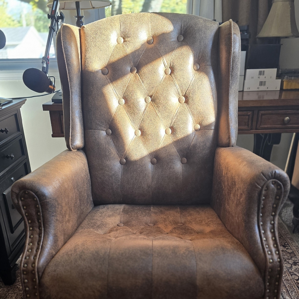 Elegant Tufted Executive Office Chair w/ Nailhead Trim